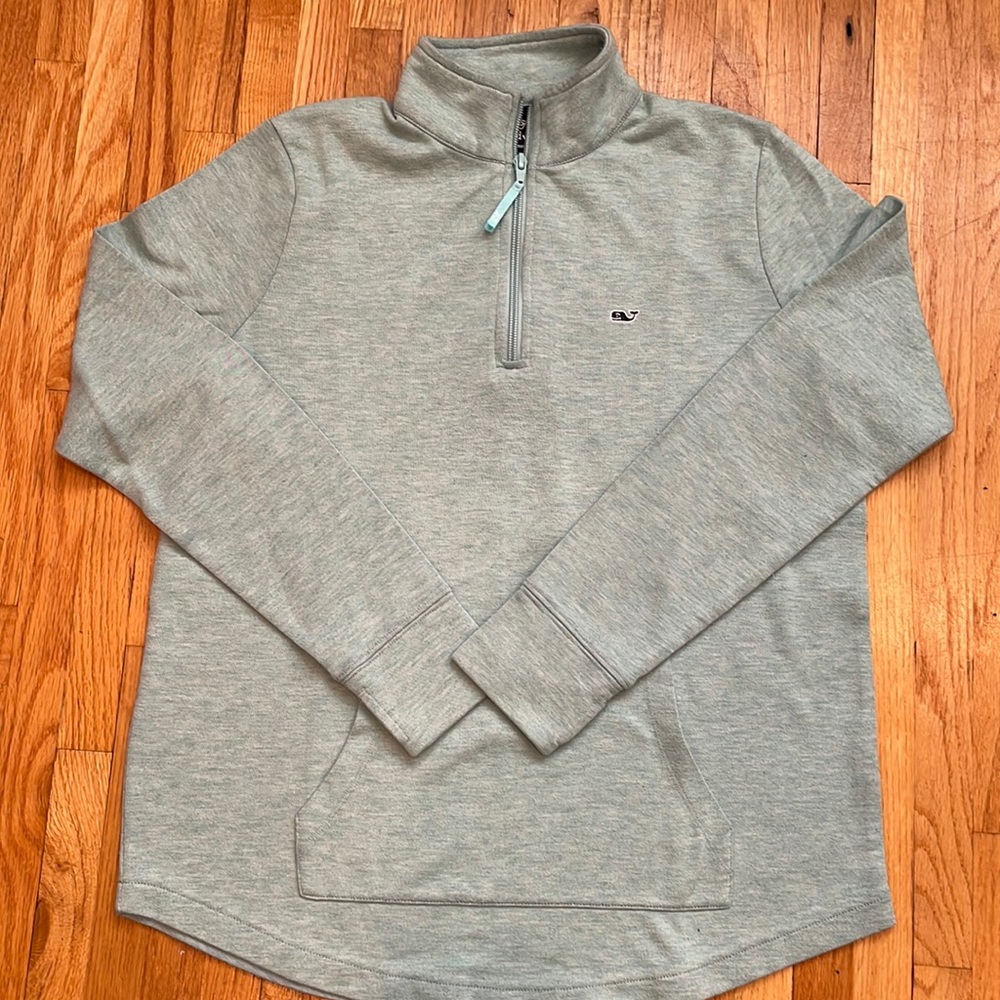 Vineyard Vines 1/4 zip pullover. Teal/ Green color. Size Small